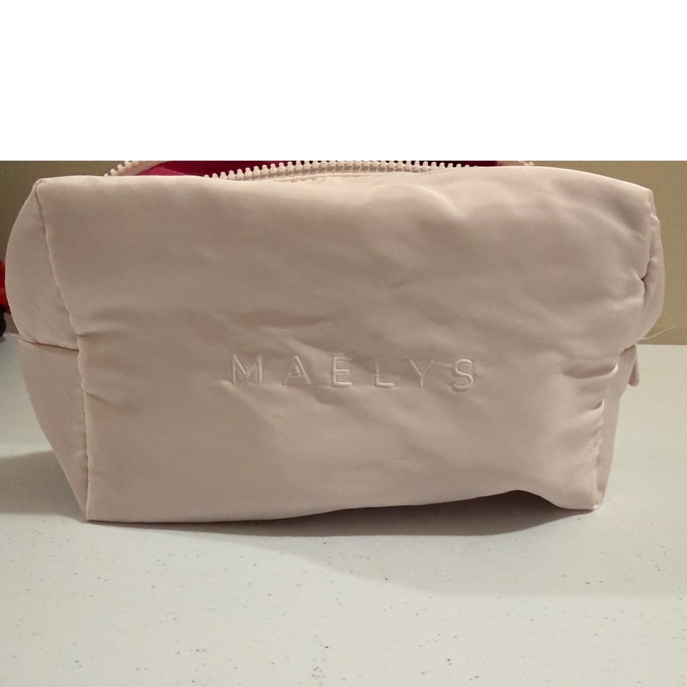 Maelys Cosmetics Pink Nylon Makeup Bag Travel Pouch Zip Closure
